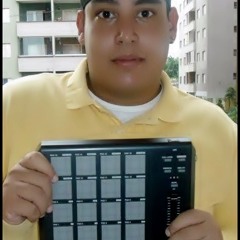 MC THIAGO BOLADAO - FINAL DE SEMANA É BOM ( DJ GORDAO MADE IIN FAVELA )