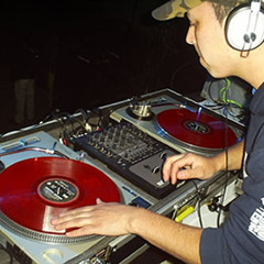 Dj Doncka Feat. Electrocat Nexus (pow remix)