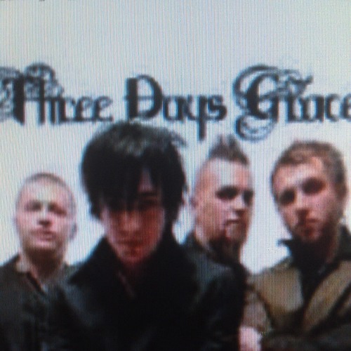 Get Out Alive-Three Days Grace at Schaumpton