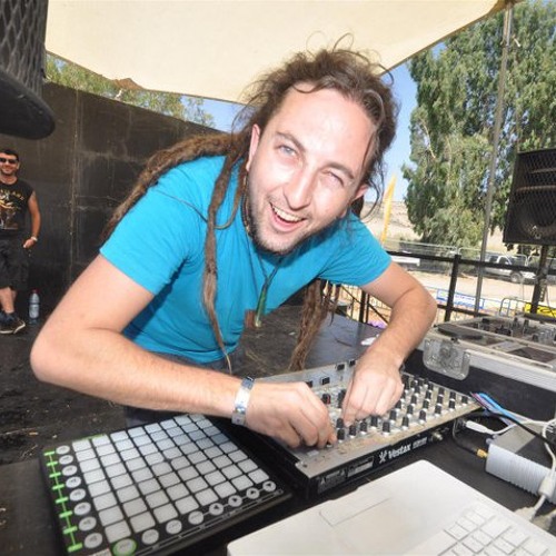 Tom Cosm Live at Boom Festival 2012