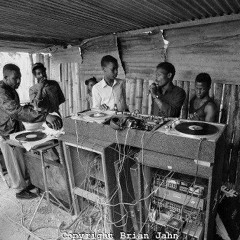 Razaar live @ Radio DEEA  9/11/12 (house addiction live)