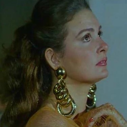 "يسرا : السعاده / من فيلم "حرب الفراوله