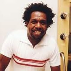 Edo Kondologit -Aku Papua