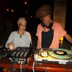 I KNOW A PLACE by Jammaroots feat. Stefanatty (O.D.F.) in a Full Circle style -Acoustic Version (first edition)