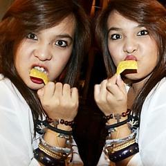 Rolling In The Deep (live)