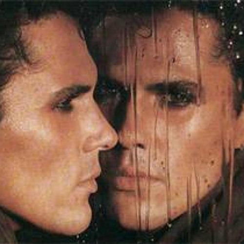 Dole & Kom vs Gazebo - I Like Chopin vs Running (EL_Bootzy Retro 80's Vocal MashUp Bootleg Remix)