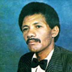 Marino Perez "Con el pecho y el corazon"