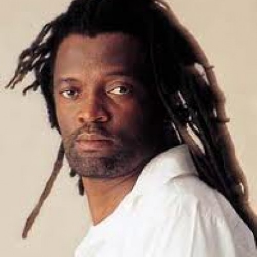 Audio: Lucky dube sur le mariage écoutez