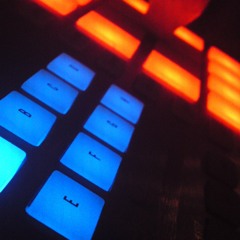 Dr.zerK lIVE @ 1.KLANGTHERAPIERENDE FREQUENZ BASSESKALATIONS AcT