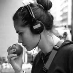 ODE TO MY HEADPHONES - Charly Bless prod by Astronut