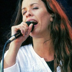 Alanis Morissette - Fake Plastic Trees (Radiohead Cover)