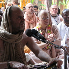 Aindra Pr. Mangala Arati kirtan