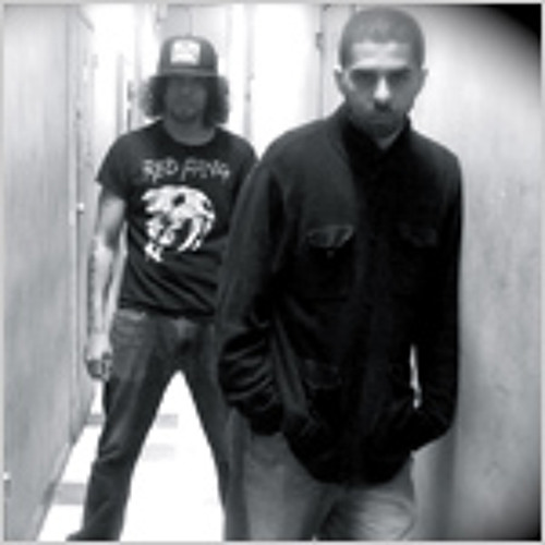JFX Bits 5 - 04 - Oddateee feat Skalla - Gadgets nd Gimmicks