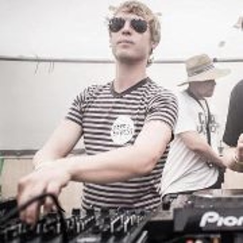 Stereo Express - Sweet Dreams (Listen Edit)