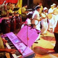 01 GUIRO Y PANDERETA