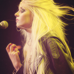 zombie, taylor momsen.