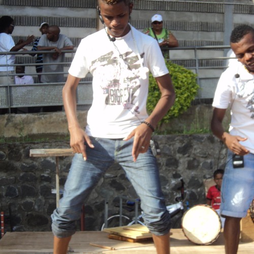 Extrait Coupé style`By. [Full Records]