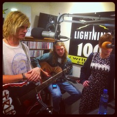 Grouplove performs "Colors" and "Beautiful and Cruel World" on 10-23-12