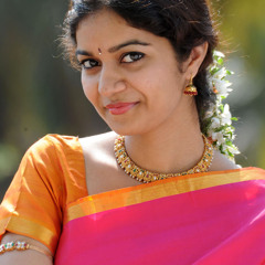 പുതിലഞ്ഞി  താഴ്‌വരയില്‍   പൂവ് ചൂടി  കാത്തിരിക്കും പെണ്ണെ ...