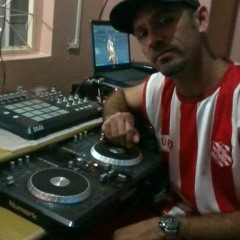 MC MAGRINHO - KIKA COM A BUNDA NO SACO PUMBA LA PUMBA [DJ BRANKYNHO CG - MPC]