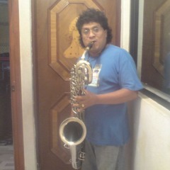 MIKE Y SU CORAZON ''EL POQUILIN" DJ"LA CONEJA MIX"