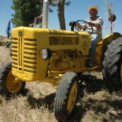 tractor amarillo remix 2012