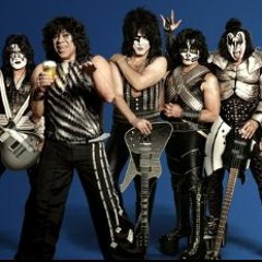 La Mona Jimenez con Kiss - i was made for loving you (completo)