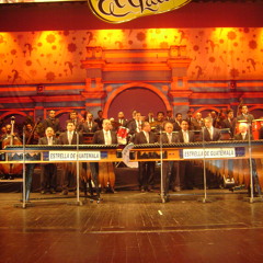 Guillermo De Leon ruiz y su marimba Estrella de Guatemala 01 Las Chancletas de Nayo Capero