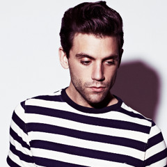 Mika - 'Let It Snow'