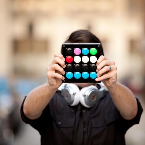 BeatMaker2 vs Midi Fighter