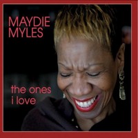 Kiss Of Life - Maydie Myles