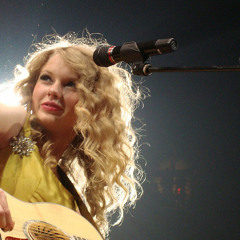 We Are Never Ever Getting Back Together-Taylor Swift (spanish version by Kevin Karla y la banda)