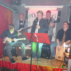 Bouncing Pistols Live and Acoustic -Everybody needs Somebody