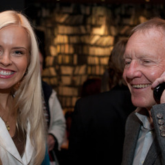 Maija Silova vs MC Alberts - Ti Menja Ne Ljubish (romantic doggy style)