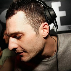 Francesco Poggi - Resident DJ @ TND Aquarium