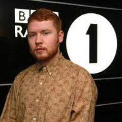 Julio Bashmore In New DJs We Trust BBC Radio1 featuring 4BeatClüb - Holdin' On