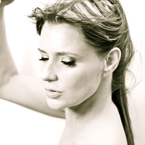 Sandra Collins - DeepSessions on Frisky Radio (June 2012)