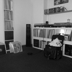 89 Minutes Of Pure Black Gold - PODCAST (Vinyl Only)