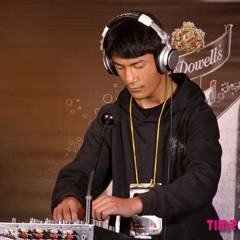 DON WAKE ME UP-DJSKD.f..t Chris brown