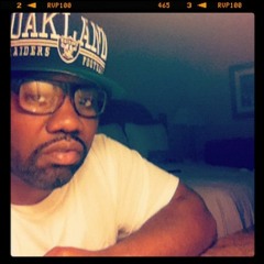 Raekwon - Don't Look Any Further Freestyle