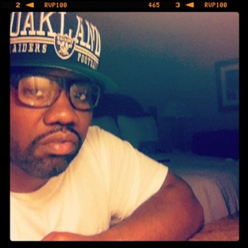 Raekwon - Don't Look Any Further Freestyle