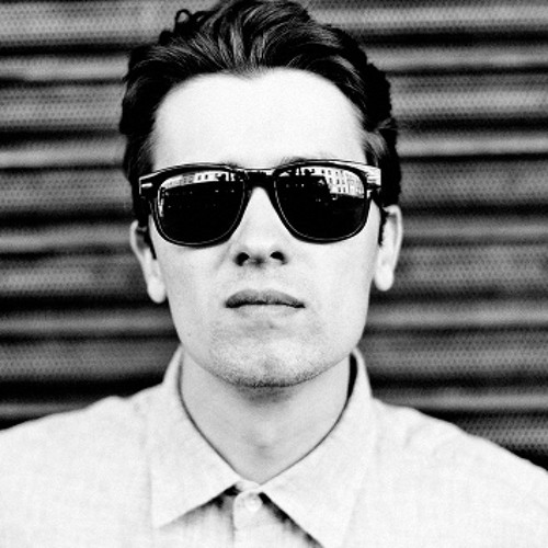 fLako "Mating Dance"