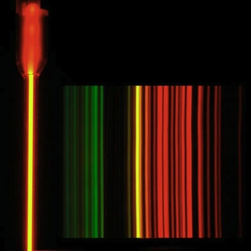 Неоновый спектр. Линейчатый спектр неоновой лампы. Спектр испускания неона. Спектр поглощения неона. Спектр неона цвета линейчатый.