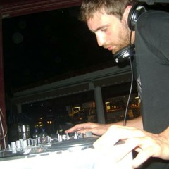 Danny Panagiotou - Smooth Chain (Joris Delacroix liquid mix)