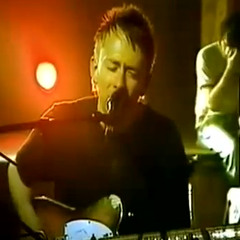 Radiohead - I Will (Live at Le Reservoir 2003)