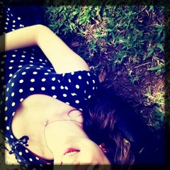 Natalia Pery - The Build Up (Feist cover)