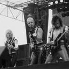 "Metal Gods" - Judas Priest (live)