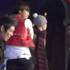 G Dragon, TOP & Dynamic Duo - Medley [SBS Gayo Daejun 2008]