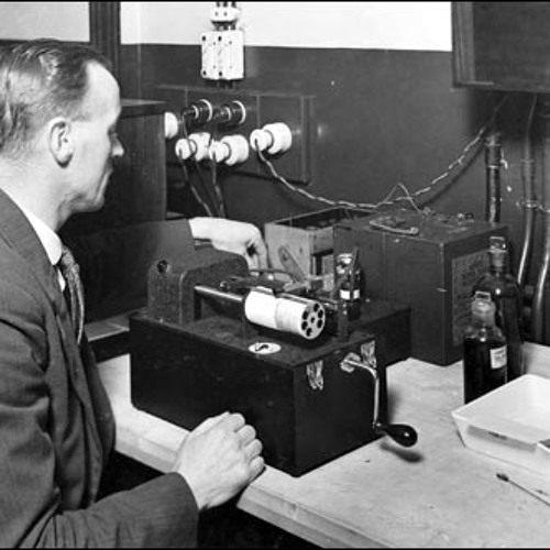 Радио наука. Радио 1921. First Radio. First invented Radio. Radio was invented by.