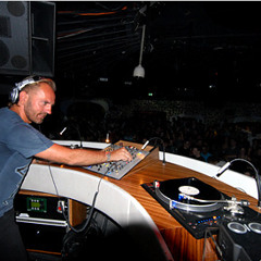 Walking on Air -™DJsasa